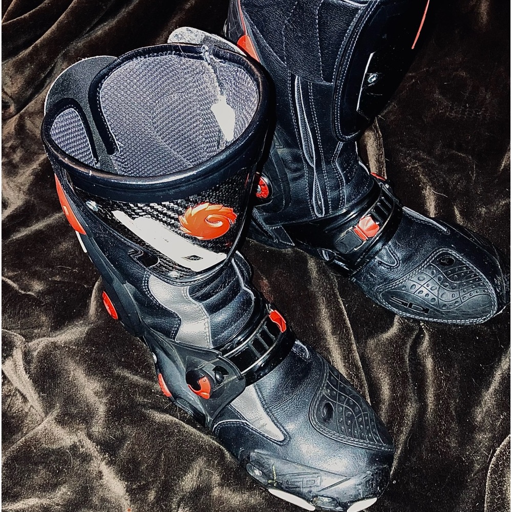 Sidi vertigo corsa motorcycle boots